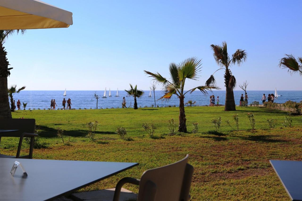 Gold Lagoon Kosher Hotel Paphos Exterior photo