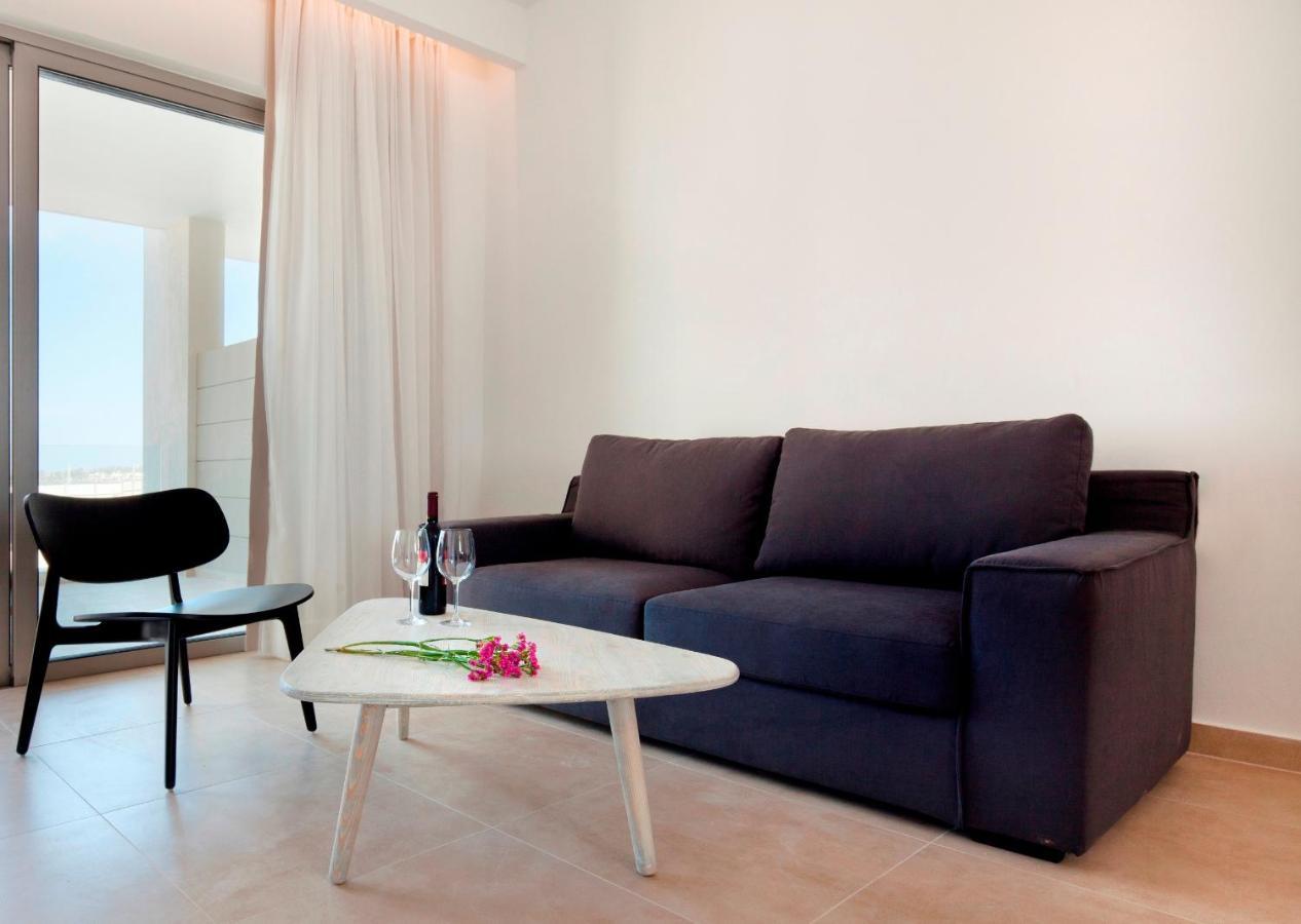 Gold Lagoon Kosher Hotel Paphos Exterior photo