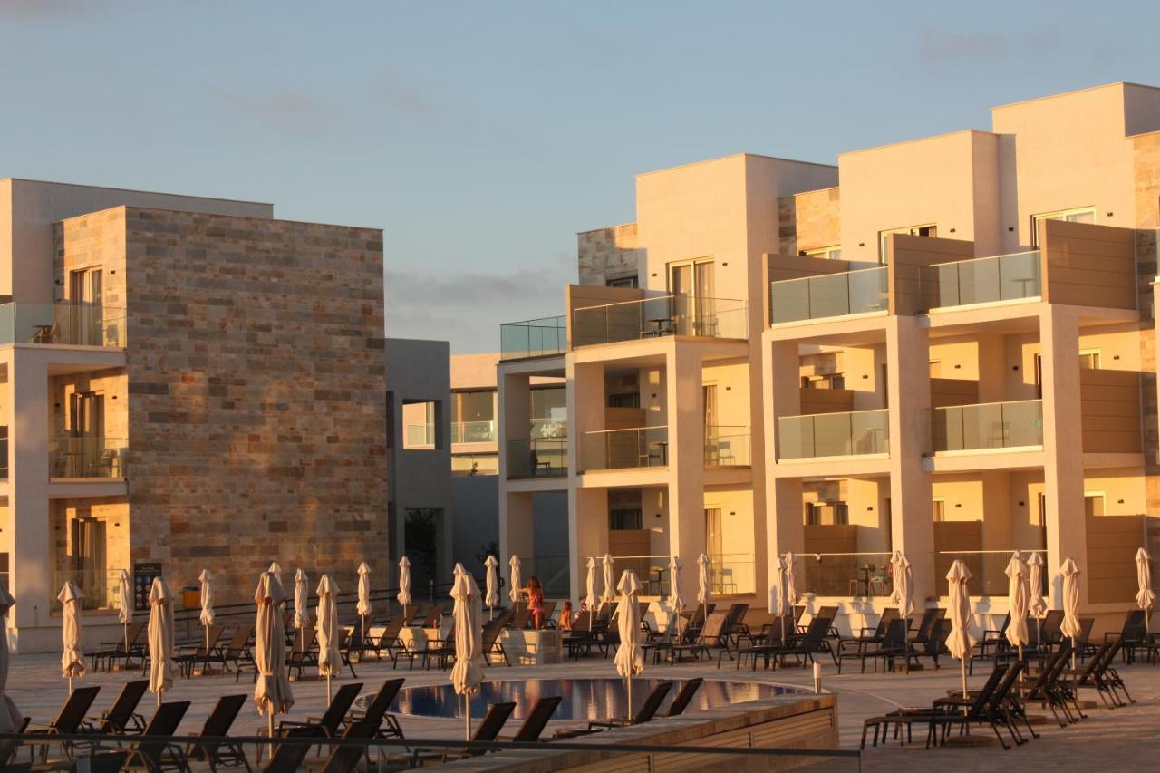 Gold Lagoon Kosher Hotel Paphos Exterior photo