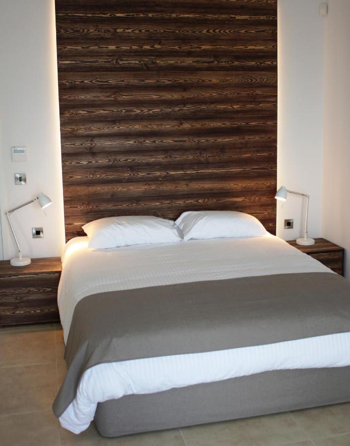 Gold Lagoon Kosher Hotel Paphos Exterior photo